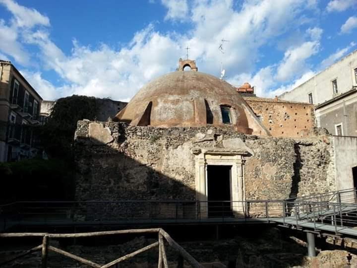 Holiday Home Presso Terme Della Rotonda คาตาเนีย ภายนอก รูปภาพ